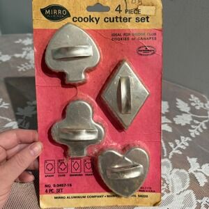 Mirro Cooky Cutter Set Playing Card Suits OS Silver Good Vintage Aluminum 4pc
